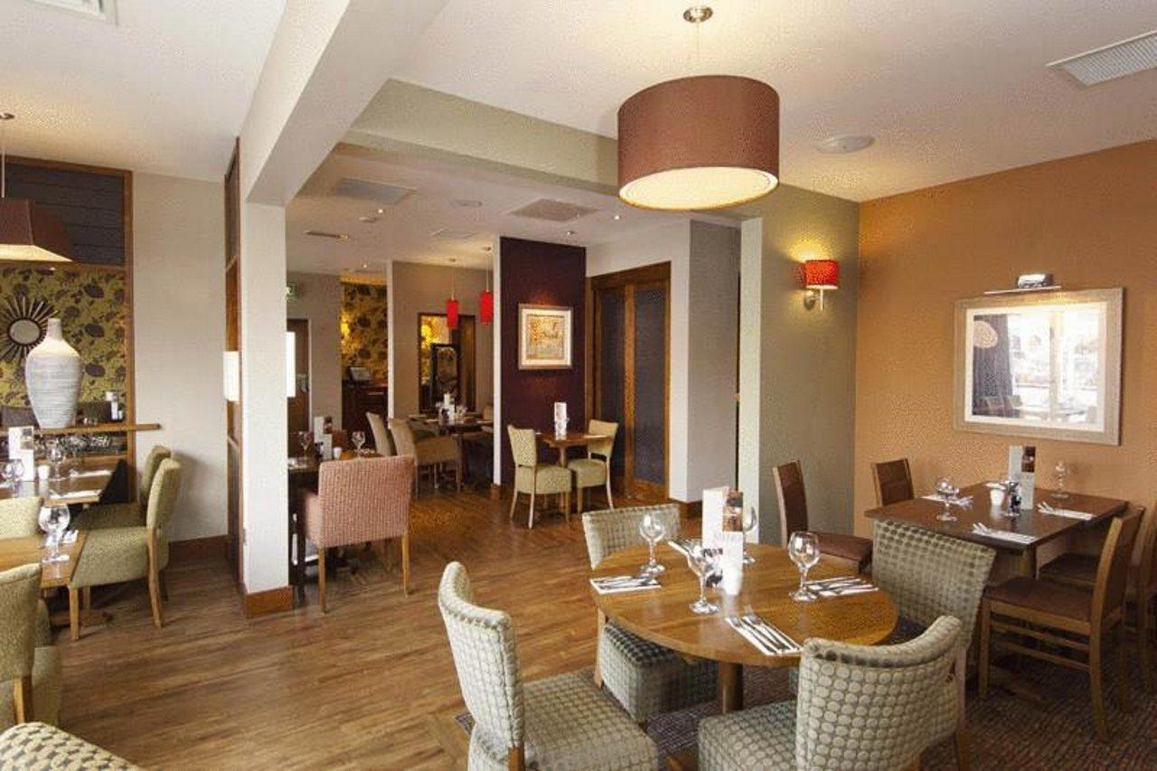 Premier Inn Exeter Central St. Davids Екстериор снимка